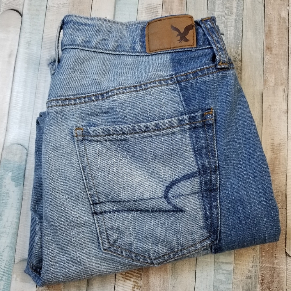 American Eagle Vintage Hi-Rise Jeans
